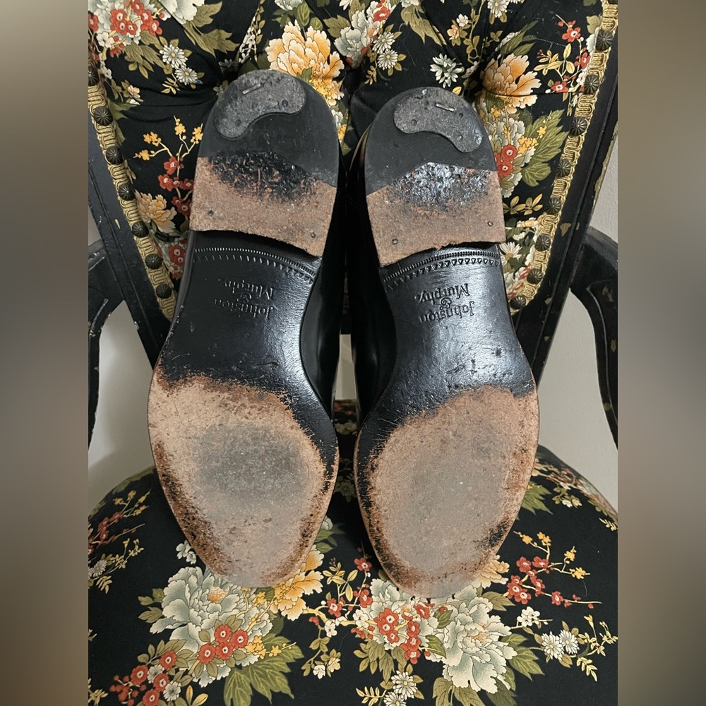 Vintage Johnston & Murphy Black Shoes - Picture 2 of 8